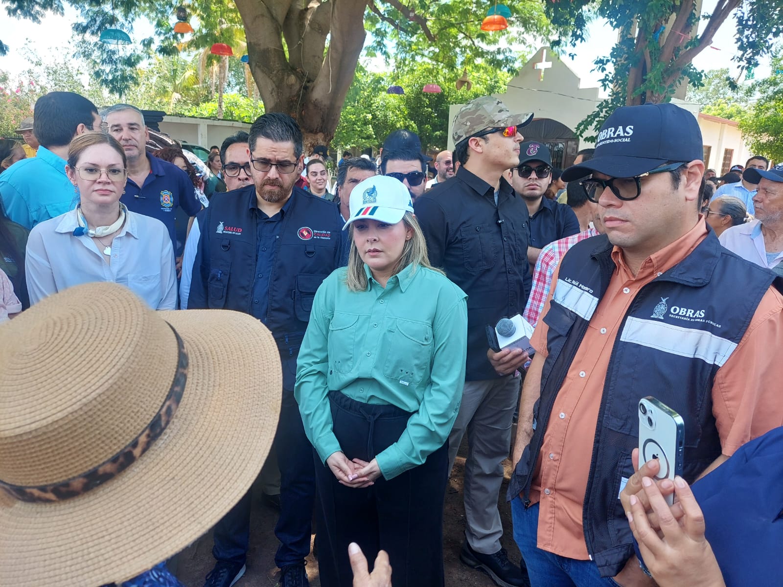 Gobernadora recorre comunidades afectadas por lluvias