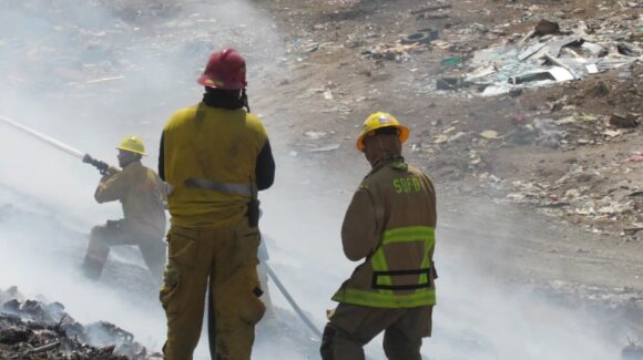 ‘Esto no debería estar pasando’, Maribel Chollet exige un nuevo relleno sanitario tras incendio de tres días en Mazatlán, Sinaloa