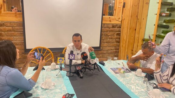 Jesús Ibarra llama a privilegiar perfiles con trayectoria y transparencia para coordinar la Cuarta Transformación en Sinaloa