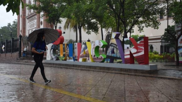 Se registran lluvias en diferentes sectores de Culiacán