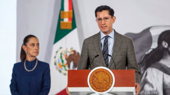 México llevará a tribunales de EU los casos de mexicanos fallecidos bajo custodia de ICE, anuncia Roberto Velasco