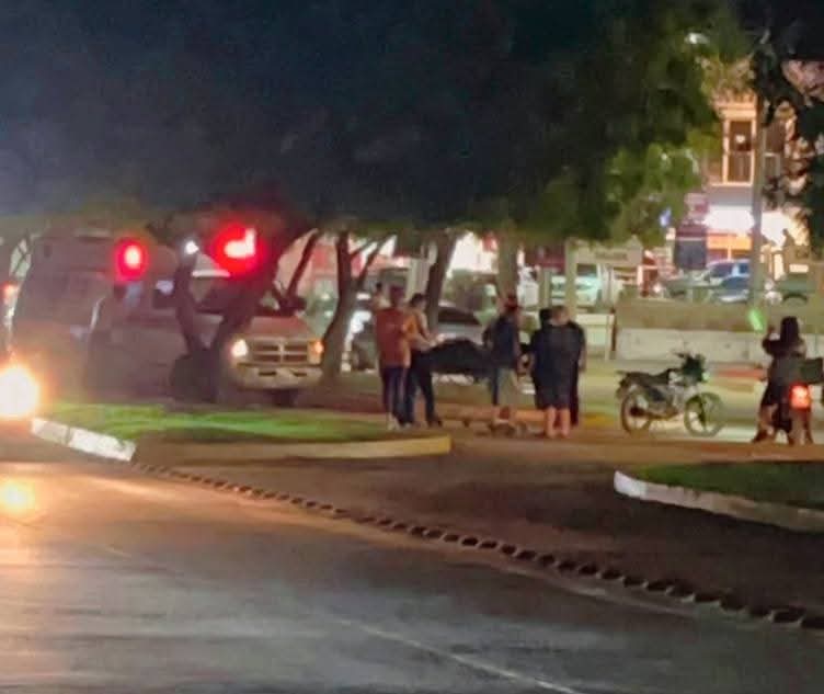 Motociclista resulta lesionado tras accidente sobre la avenida Múnich en Mazatlán, Sinaloa