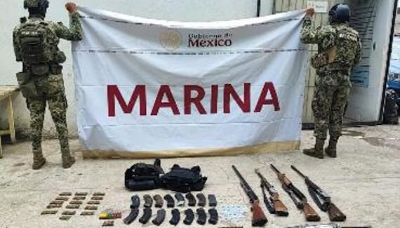 Operativo en Concordia, Rosario y Mazatlán, Sinaloa deja armas, cartuchos y equipo táctico asegurados