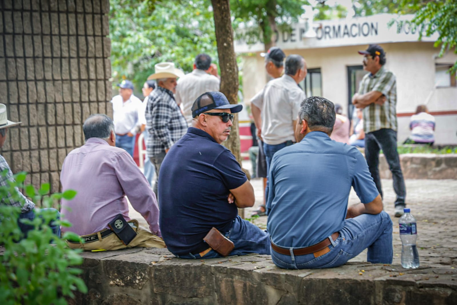 Planton de productores en Sader en Culiacán