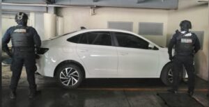 Recuperan auto robado