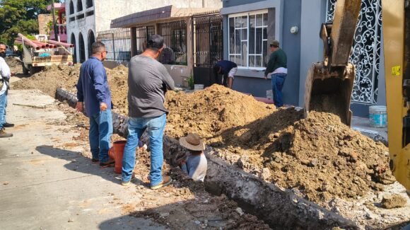 Rehabilitación de red sanitaria en fraccionamiento Villa Galaxia de Mazatlán avanza al 60 por ciento