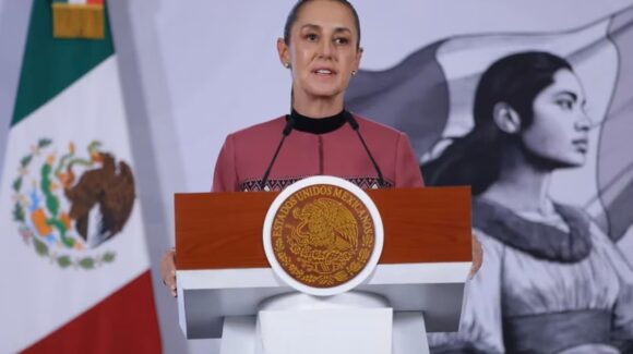 Sargazo en Quintana Roo: Sheinbaum anuncia plan de 2 mil millones de pesos para frenar su impacto