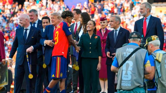Más que futbol: Sheinbaum defiende su viaje al Mundial y asegura que también cumplió una agenda internacional