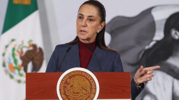 Sheinbaum niega que México sea origen del brote de Cyclospora; Salud confirma 3 casos en el país