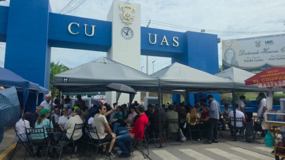 Siete días en paro y sin quincena; trabajadores de la UAS exigen a Hacienda liberar recursos para destrabar pagos
