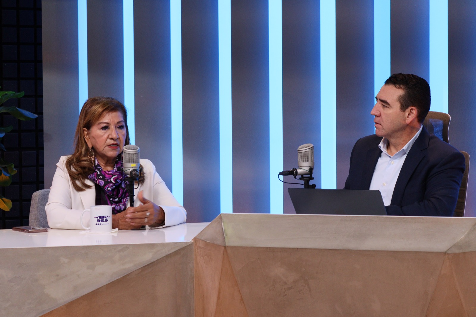 Tere Guerra en entrevista en Los Noticieristas
