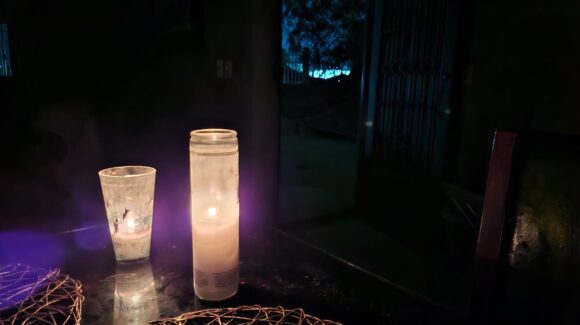 Más de 10 horas sin luz reportan vecinos del ejido Benito Juárez, en Ahome, Sinaloa
