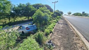 Choque en la carretera México 15, al sur de Mazatlán