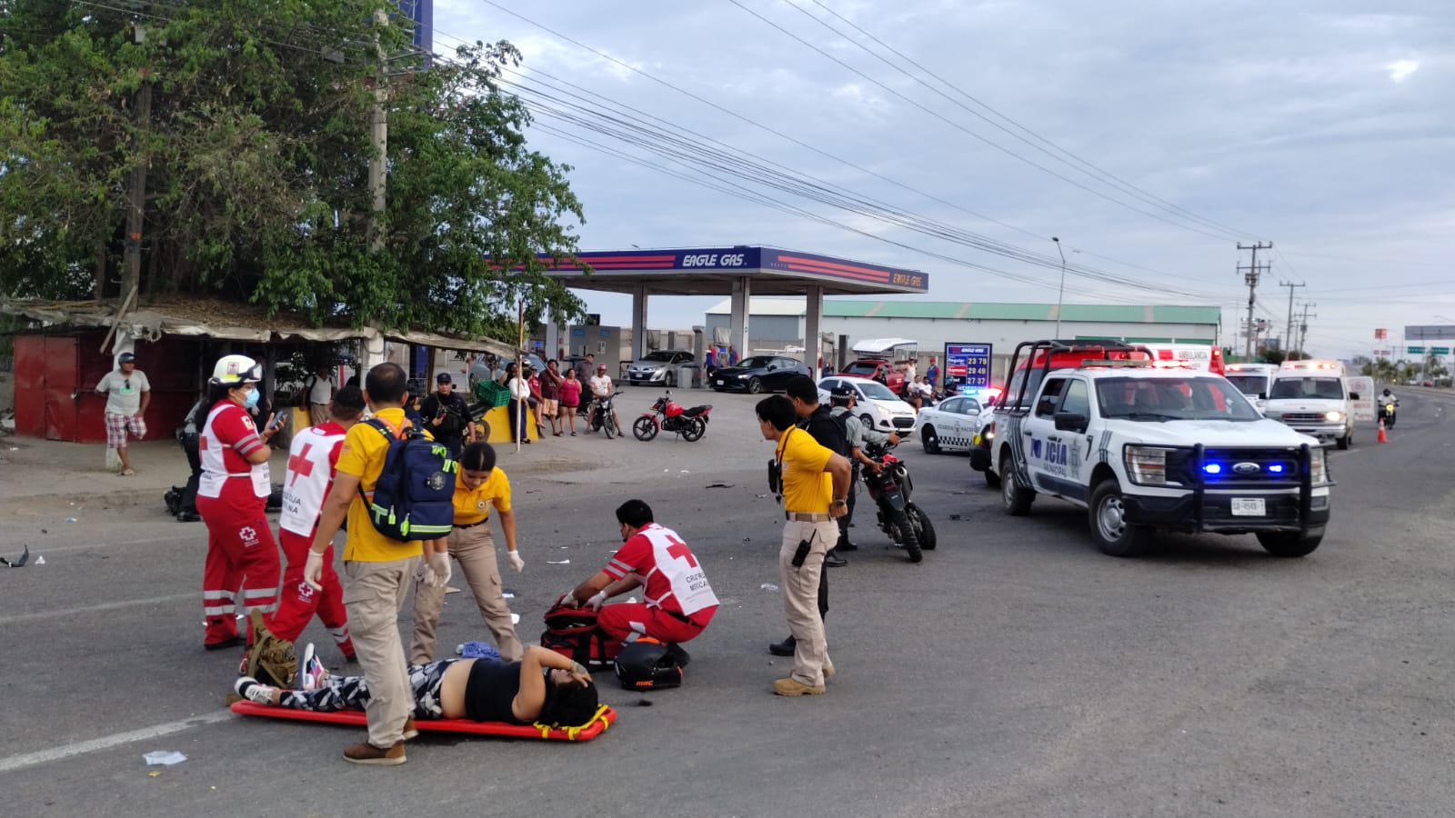 Accidente entre dos motociclistas en Mazatlán
