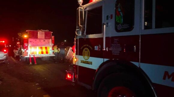Autobús de hotel choca en Los Cabos: hay tres personas fallecidas y 17 heridos