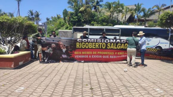 ‘Nos están viendo la cara de pend#%!’; acuacultores toman acciones en Mazatlán ante contrabando de camarón ecuatoriano a México