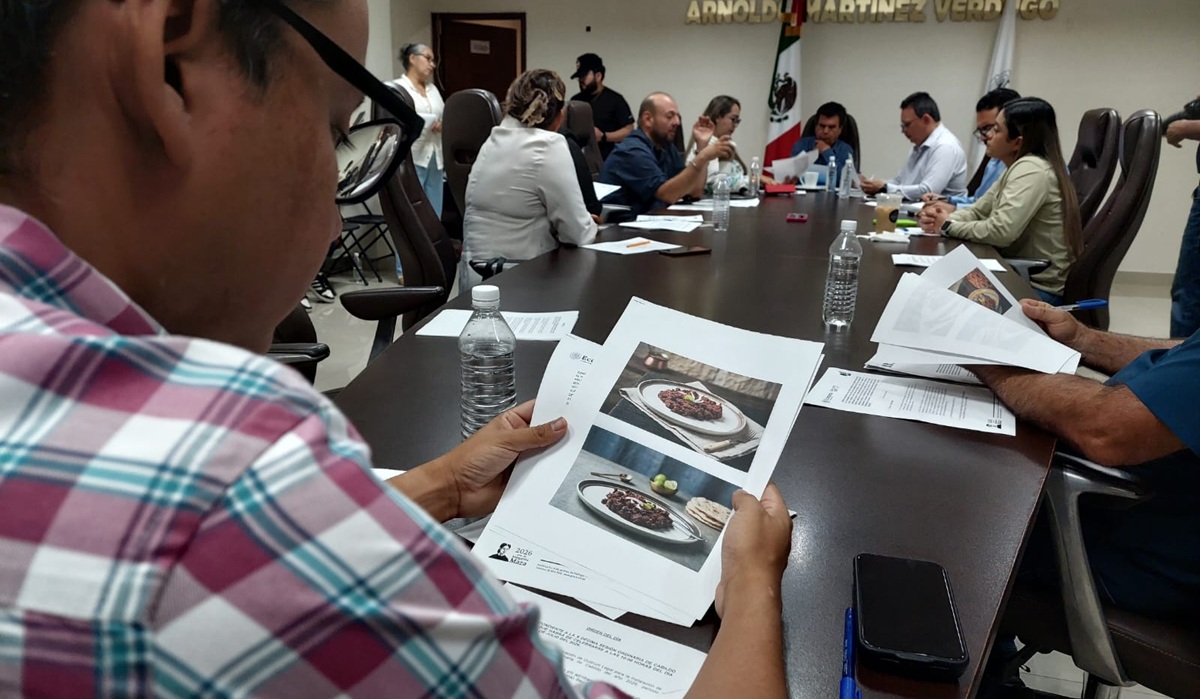 Donan fotografías del chilorio de Mocorito al IMPI para exposición en CDMX