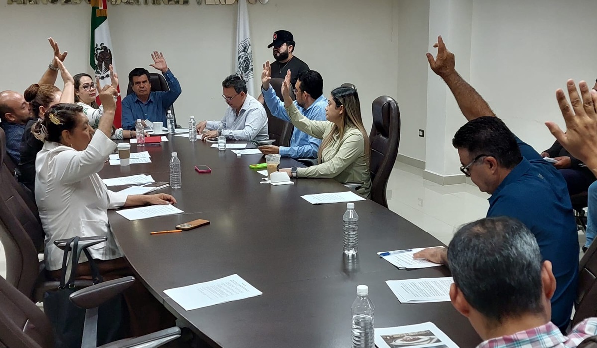 Donan fotografías del chilorio de Mocorito al IMPI para exposición en CDMX