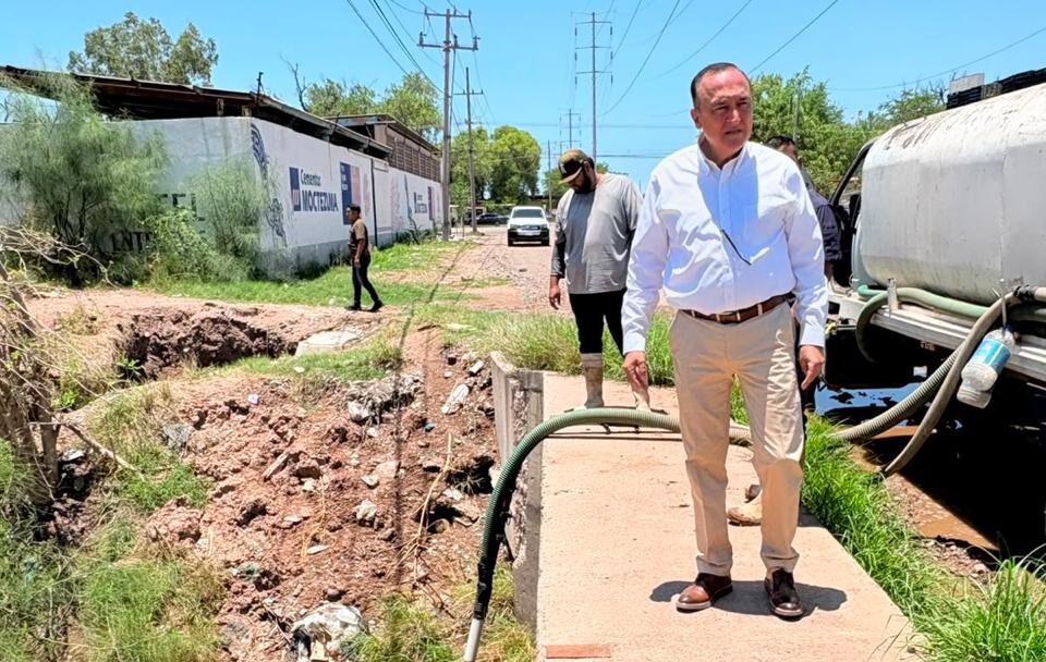 Atiende el alcalde necesidades de colonias vulnerables de Los Mochis