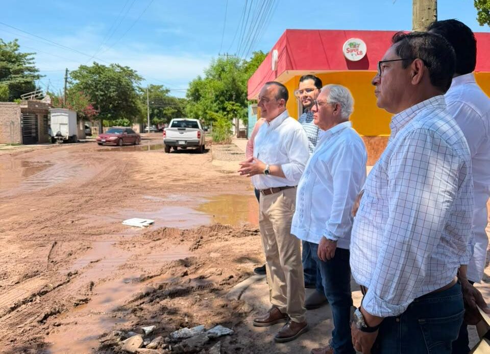 Atiende el alcalde necesidades de colonias vulnerables de Los Mochis