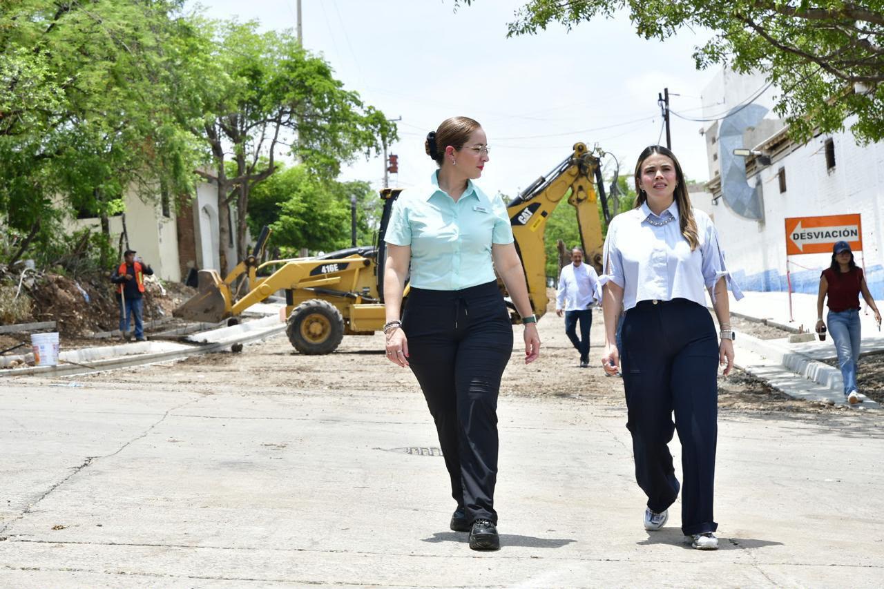 Supervisa alcaldesa de Culiacán avance en pavimentación en la colonia Independencia