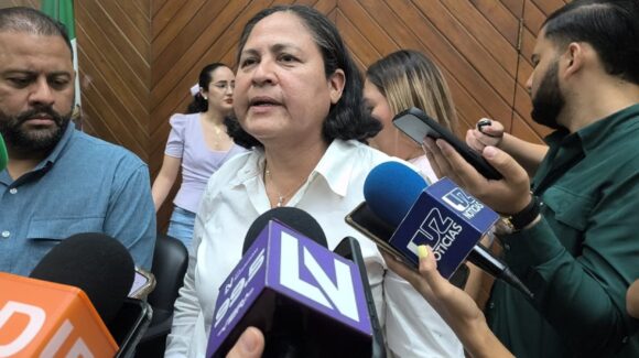 Refuerzan retenes a motocicletas tras ola de violencia en Mazatlán: revisarán dobles pasajeros