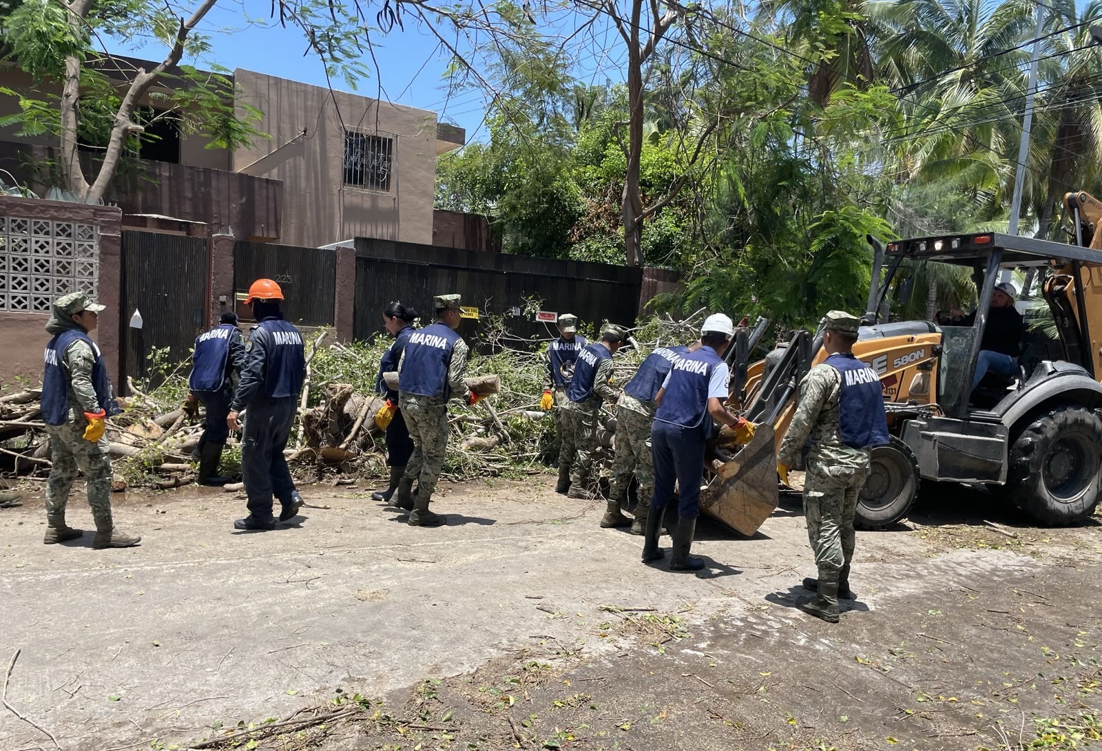 Aplican Plan Marina tras fuertes lluvias en Mazatlán