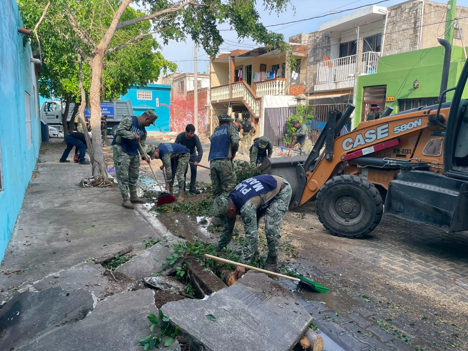 Aplican Plan Marina tras fuertes lluvias en Mazatlán