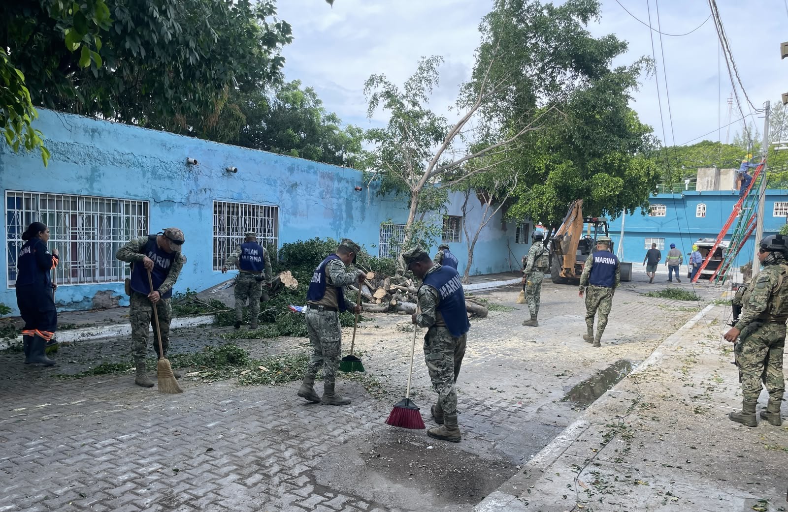 Aplican Plan Marina tras fuertes lluvias en Mazatlán