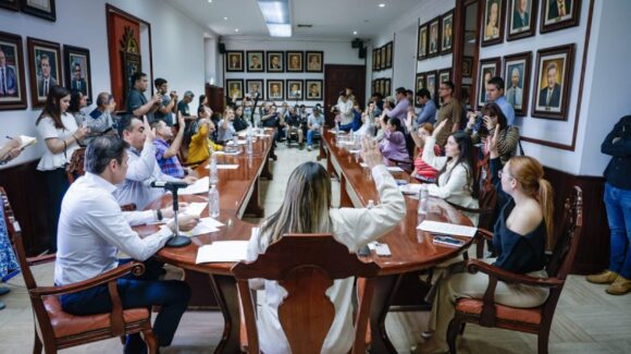 Aprueba Cabildo de Culiacán Premio Coltzin 2026, jubilaciones y reformas constitucionales