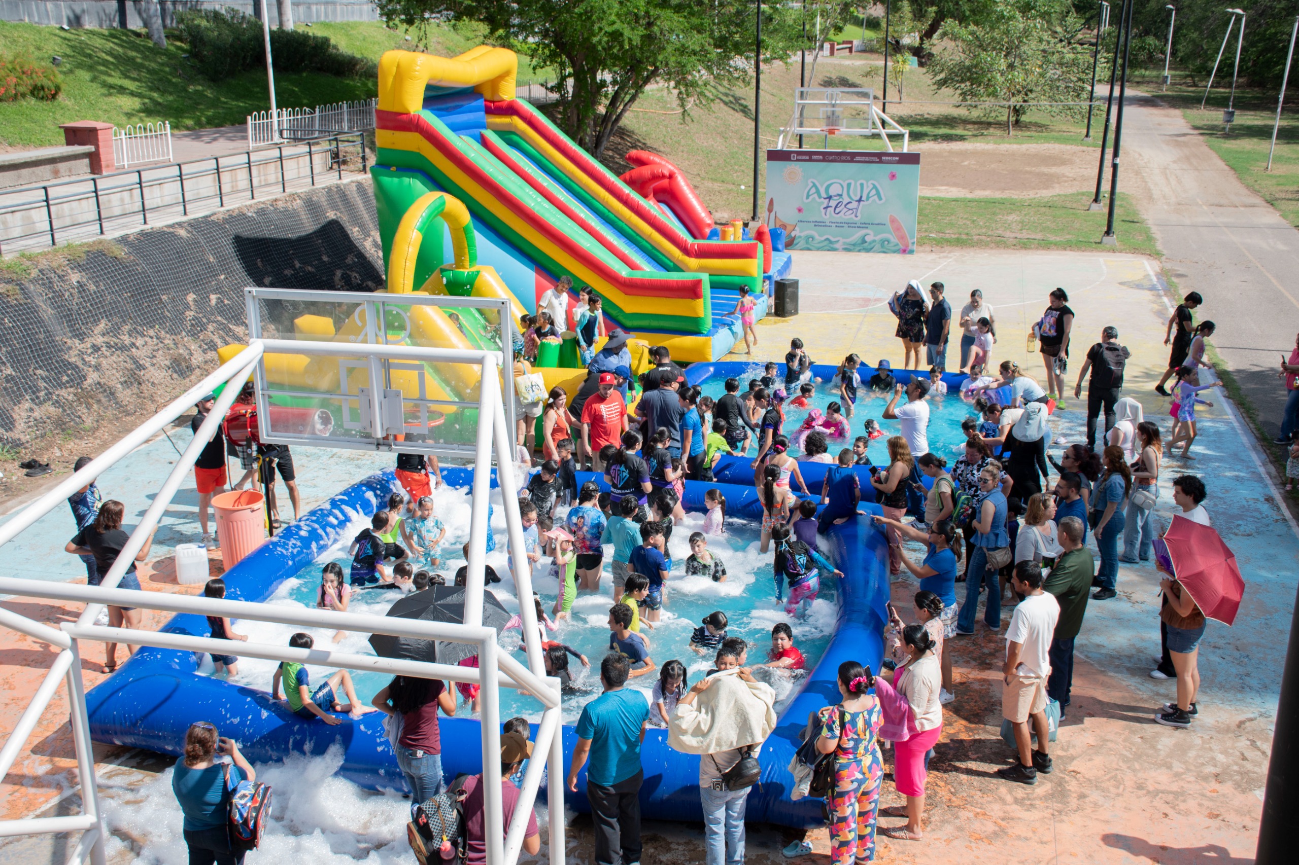 Aqua Fest y Bazar Bienestar Integral en Parque Las Riberas, Culiacán