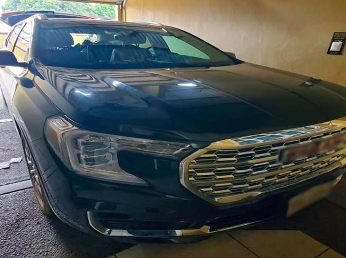Aseguran vehículo en motel de Mazatlán