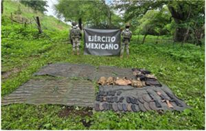 Arsenal asegurado en Concordia, Sinaloa