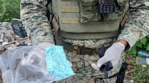 Aseguran explosivos y 970 pastillas de fentanilo en distintas acciones en Culiacán, Sinaloa