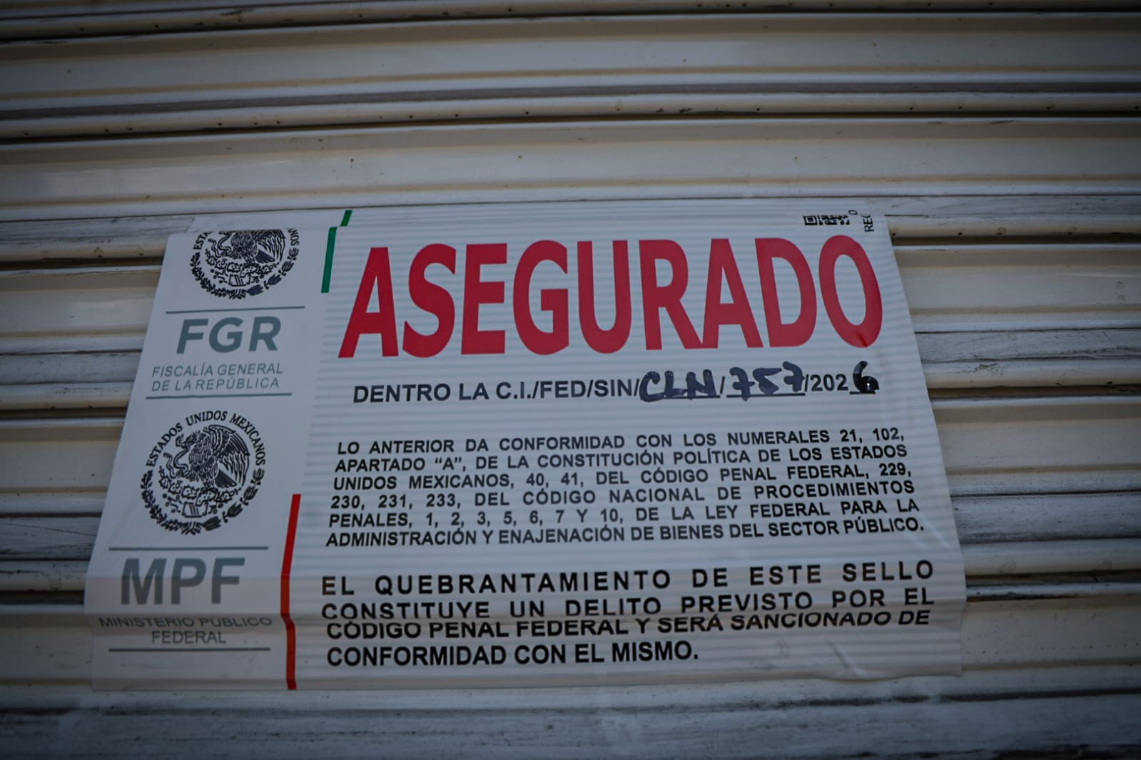 FGR asegura tres "tiendas chinas" en Culiacán