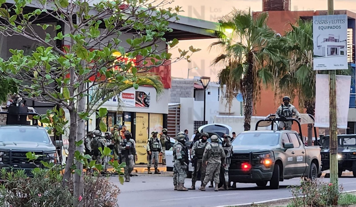 Aseguran vehículo, arma y ponchallantas tras persecución en Valle Alto, Culiacán