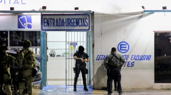 Balacera en clínica privada de Mazatlán, Sinaloa, deja una mujer sin vida y una herida; eran trabajadoras del hospital