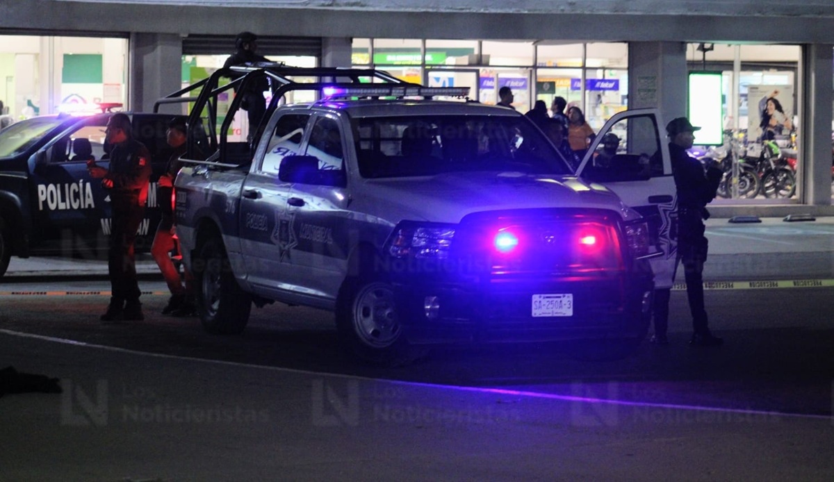 Ataque a balazos en clínica particular de Mazatlán deja una mujer sin vida y otra herida