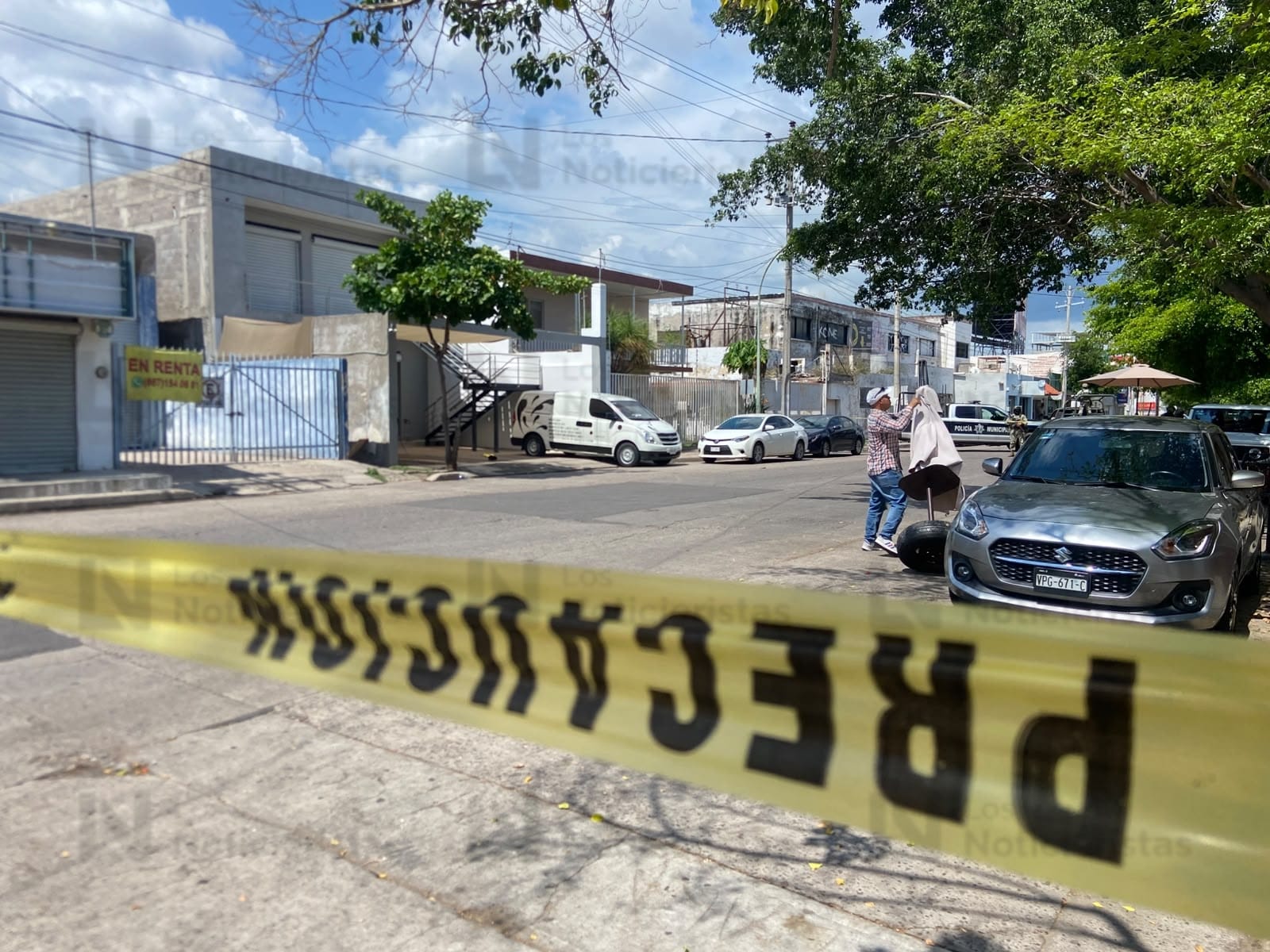 Atacan a balazos a un hombre por la calle Juárez en la zona donde cambian dólares en el Primer Cuadro de Culiacán