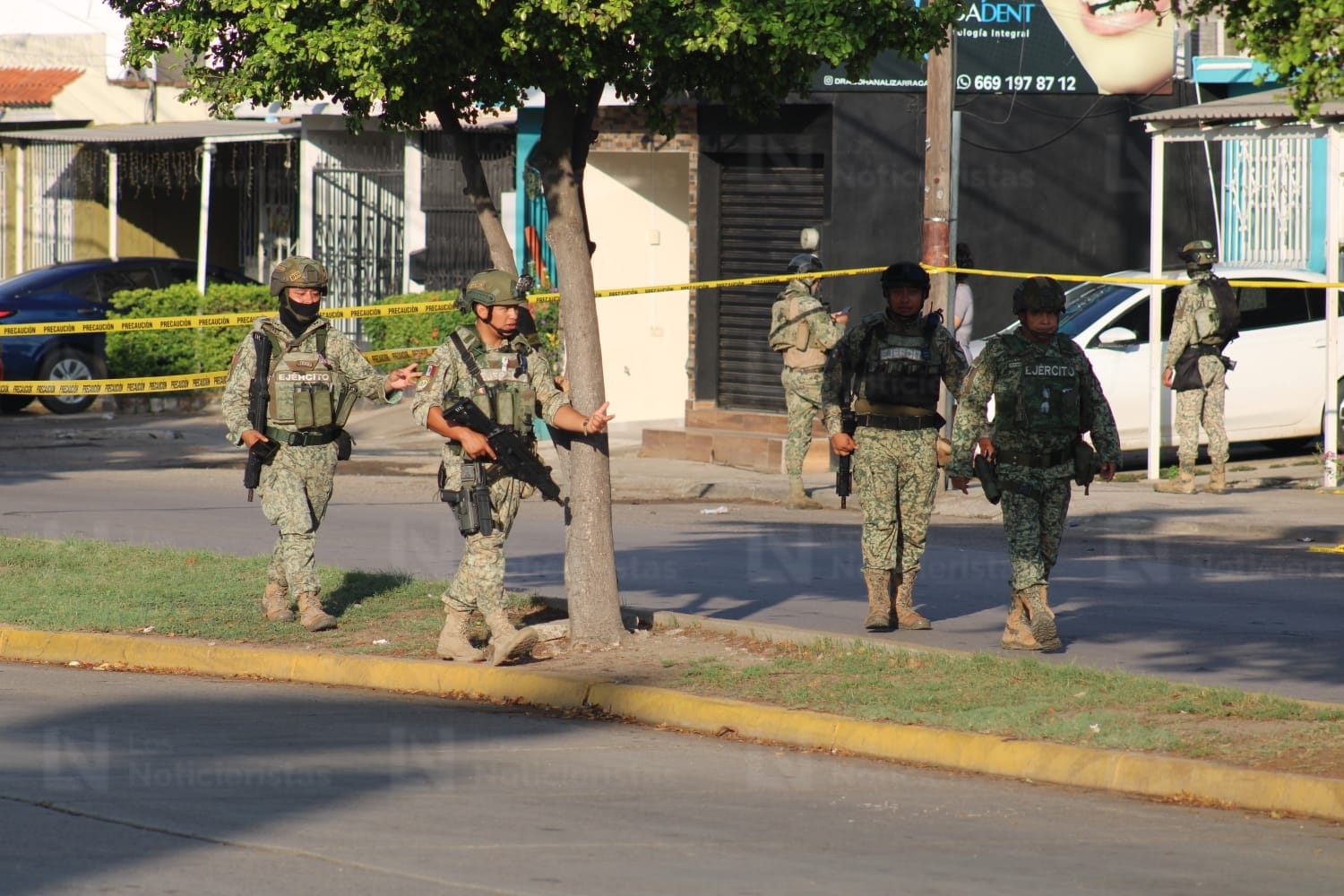 Atacan con artefactos explosivos un negocio de sushi y una vivienda en Mazatlán