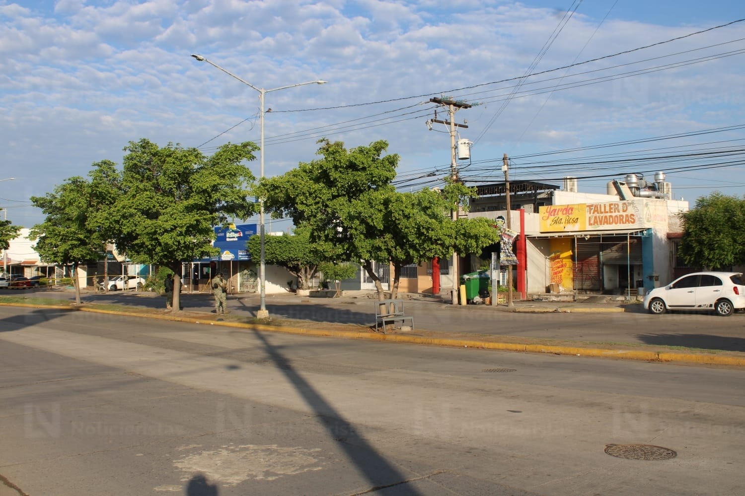 Atacan con artefactos explosivos un negocio de sushi y una vivienda en Mazatlán