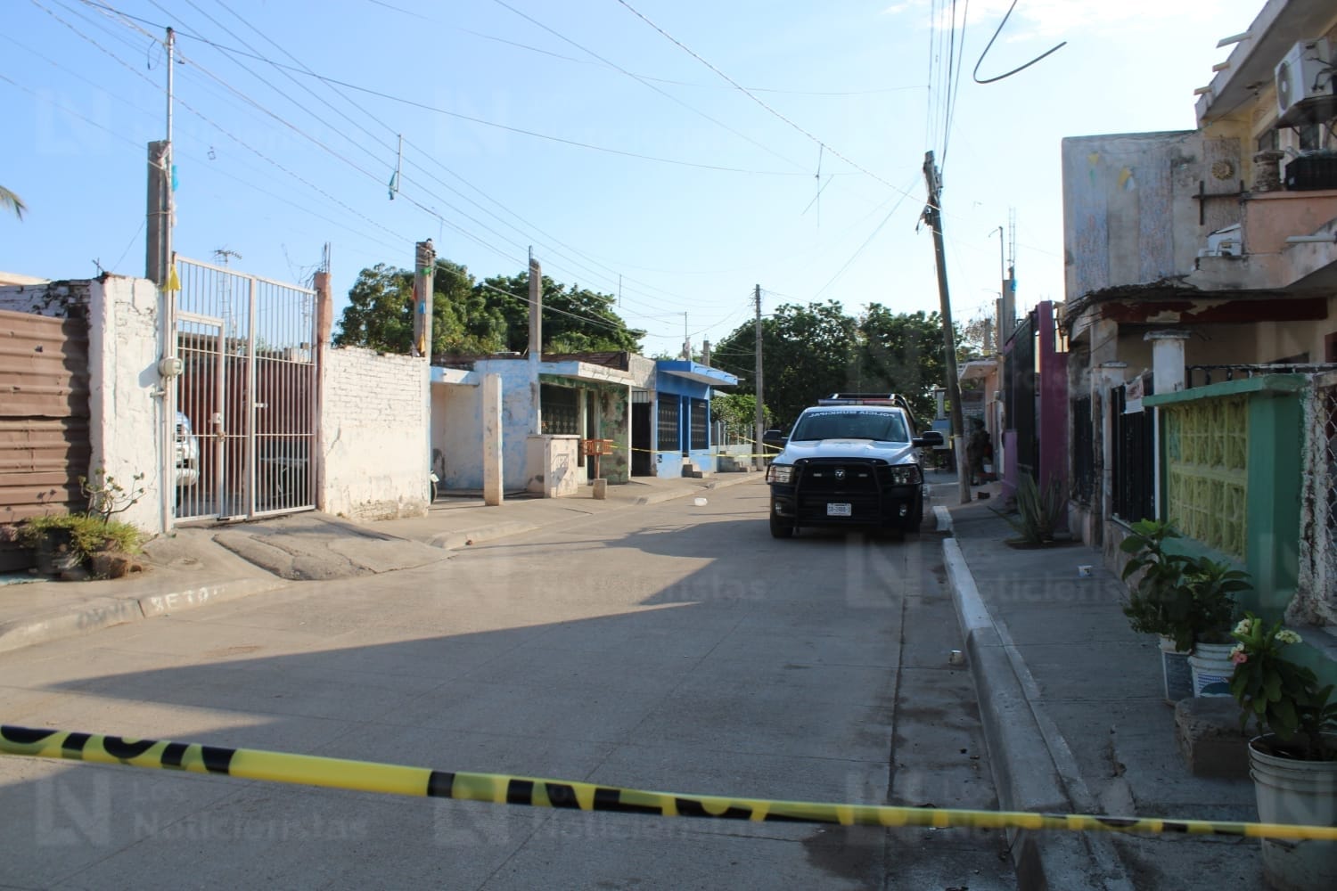 Atacan con artefactos explosivos un negocio de sushi y una vivienda en Mazatlán