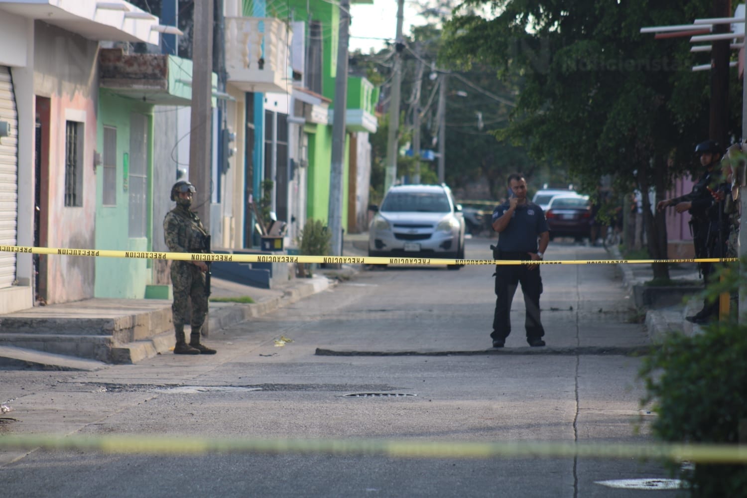 Atacan con artefactos explosivos un negocio de sushi y una vivienda en Mazatlán