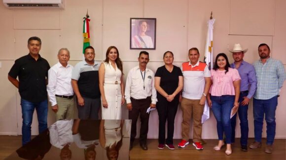 Minerva Osuna analiza proyectos para impulsar la charrería en Mazatlán, Sinaloa