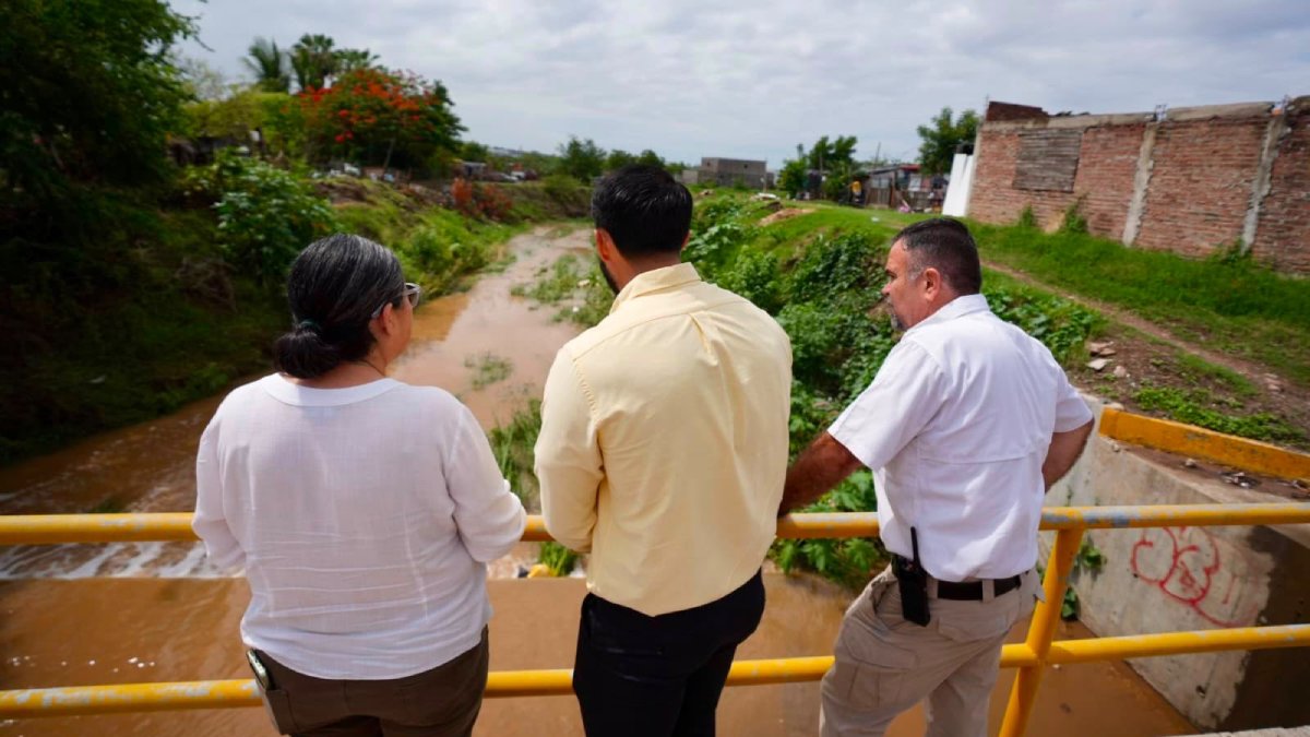 autoridades realizan recorrido de limpieza en canales y arroyos de mazatlan sin