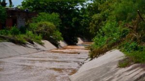 autoridades realizan recorrido de limpieza en canales y arroyos de mazatlan sinaloa