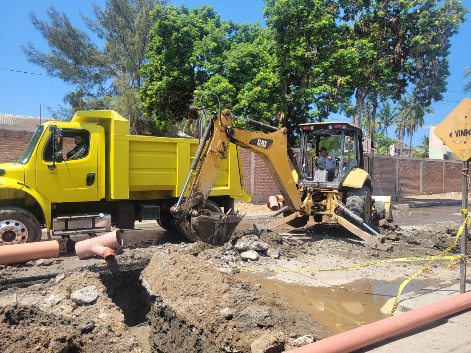 Avanza rehabilitación de subcolector Papagayos, en Mazatlán