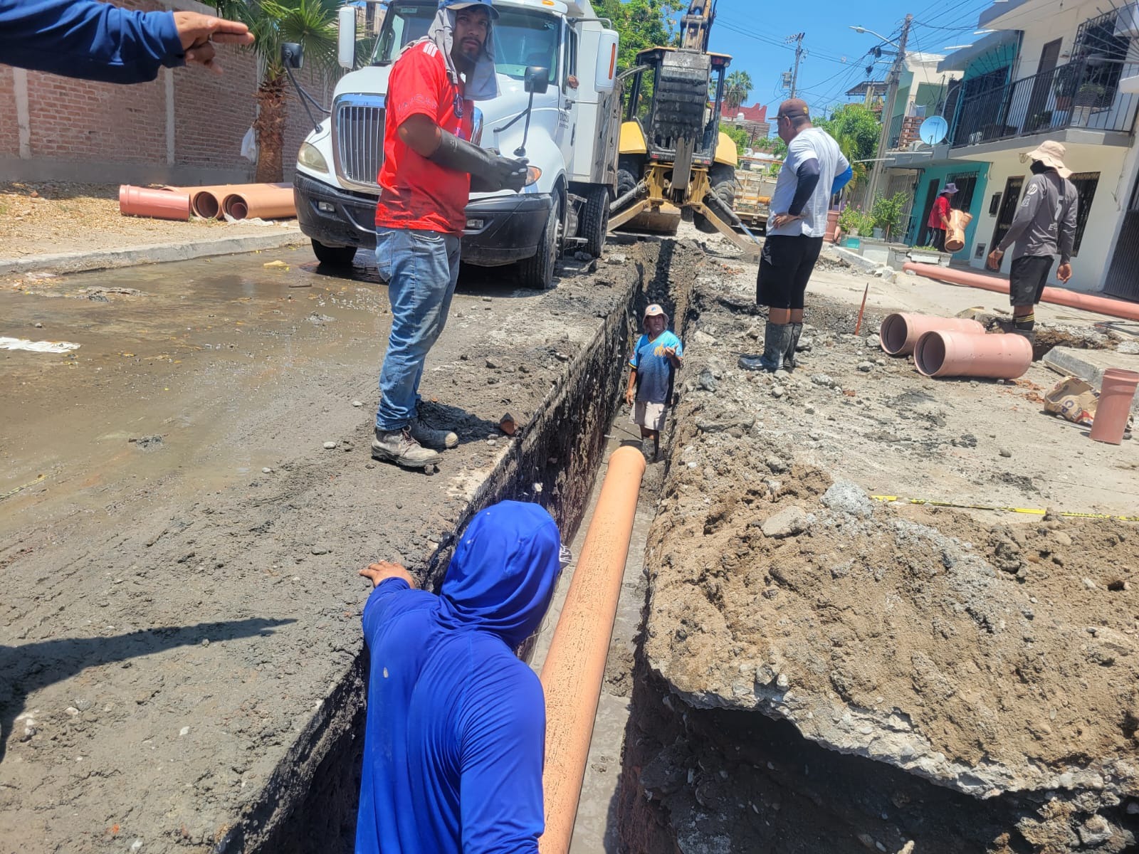 Avanza rehabilitación de subcolector Papagayos, en Mazatlán