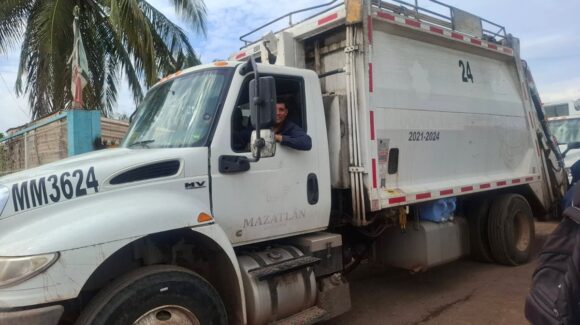 Ayuntamiento de Mazatlán atenderá demandas del Stasam tras suspensión en recolección de basura