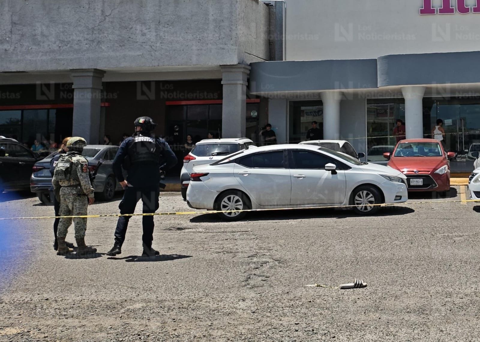Ataque a balazos en plaza comercial del Soriana Zapata en Culiacán